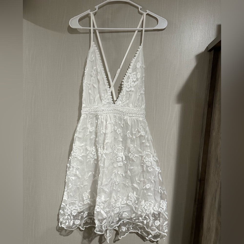 Deep v neck lace dress